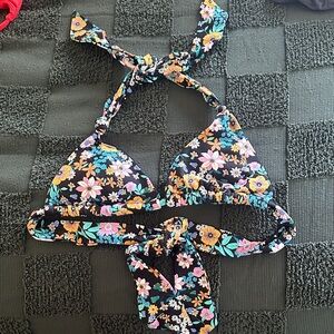 O'Neill Black Floral Bikini Top